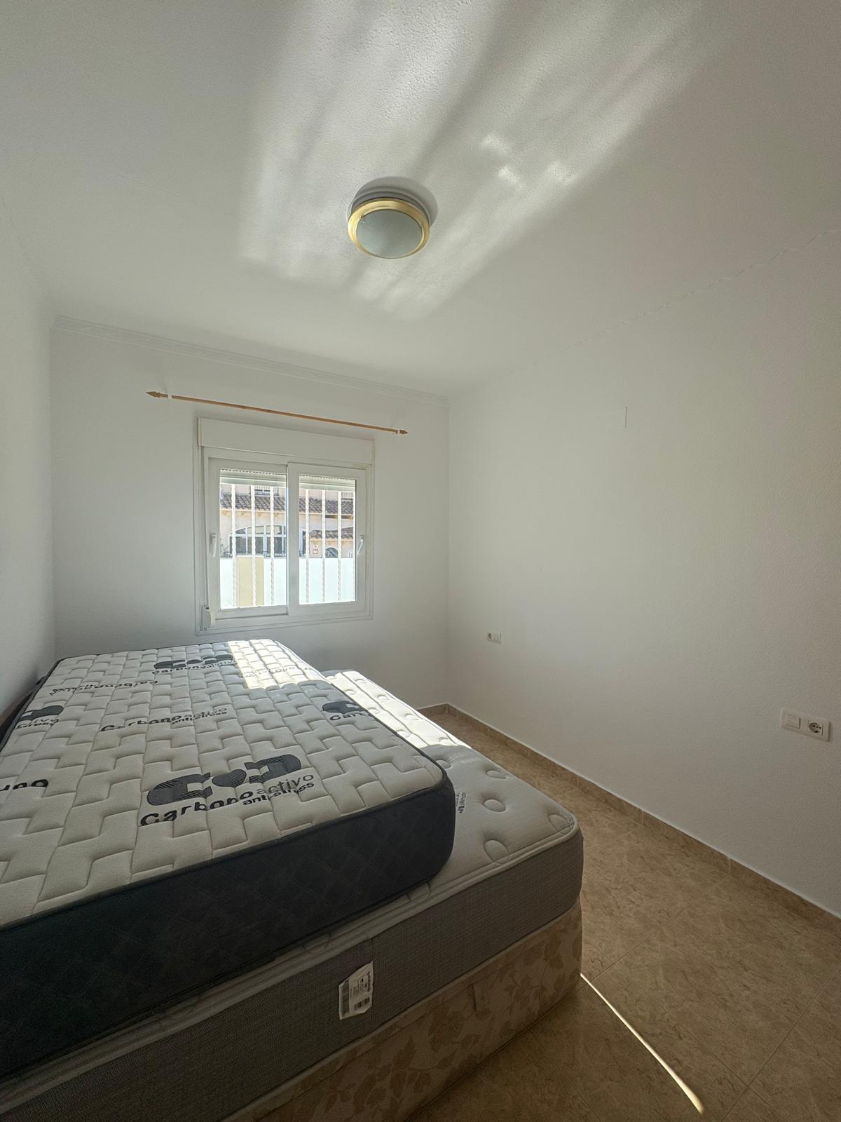 945490e8-350a-4c66-990d-40508d20a70c