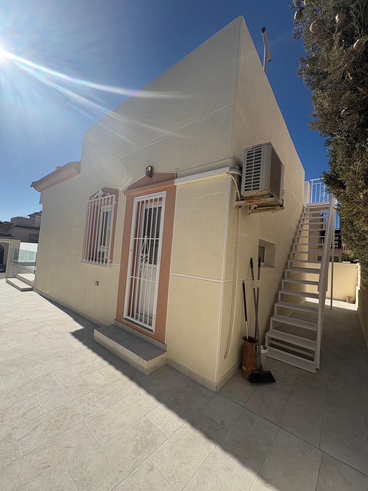 f8055854-4904-4147-b05b-f11a4d3c59b5