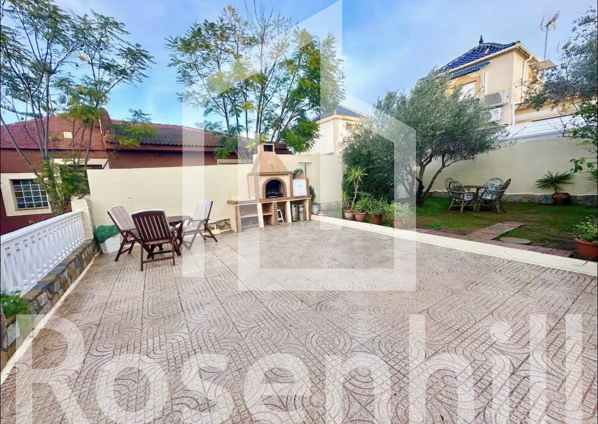 558861976_1920888285144486_1930025852007675411_n