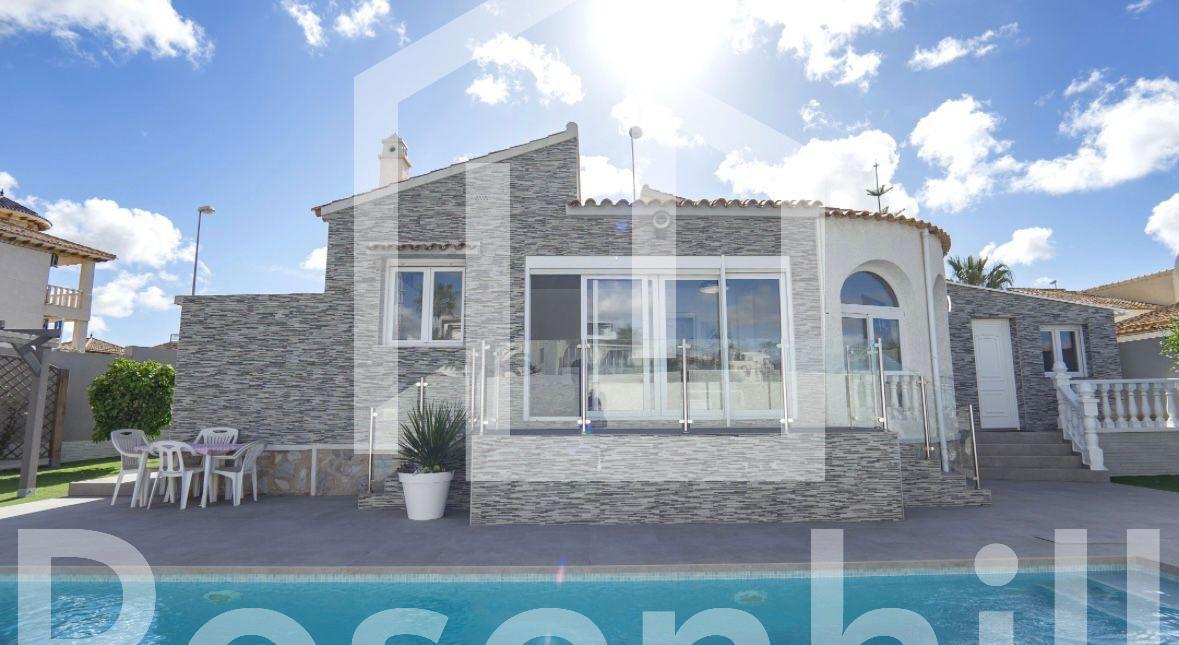 WhatsApp Image 2025-10-23 at 17.44.34 (1)