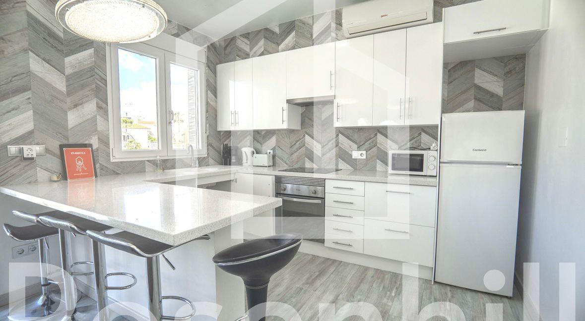 WhatsApp Image 2025-10-23 at 17.44.34 (2)