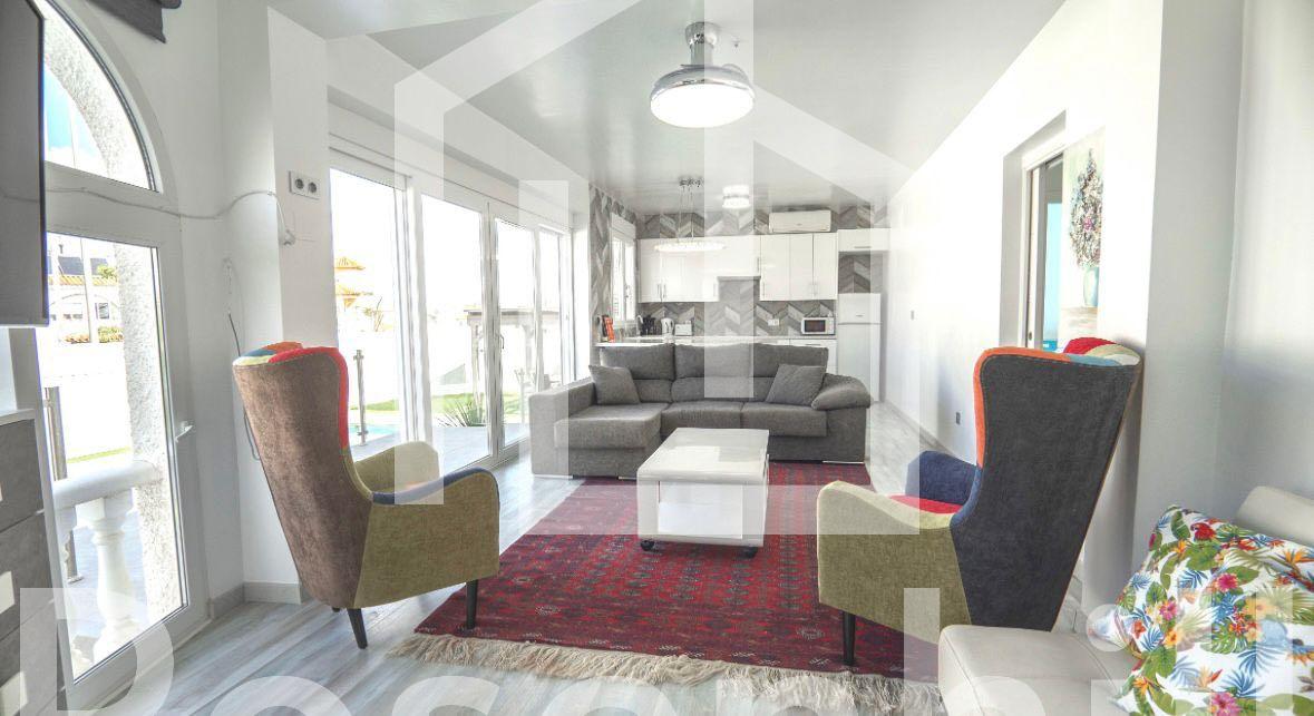 WhatsApp Image 2025-10-23 at 17.44.35 (1)