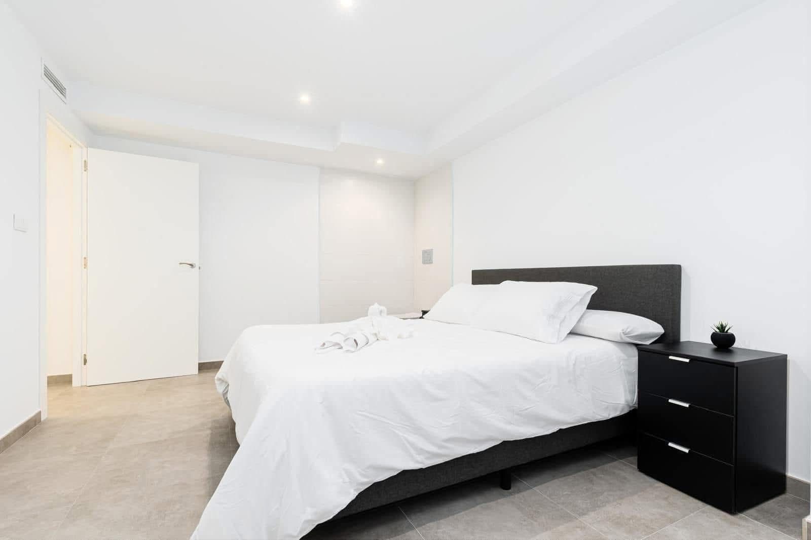 WhatsApp Image 2025-10-23 at 20.10.09 (1)