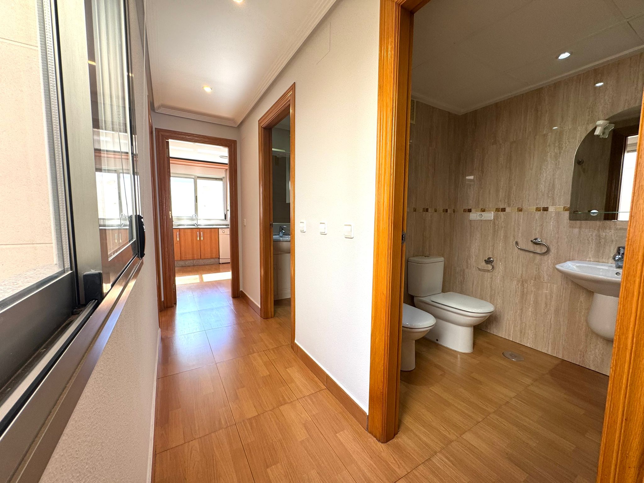 WhatsApp Image 2025-10-25 at 19.50.55 (2)