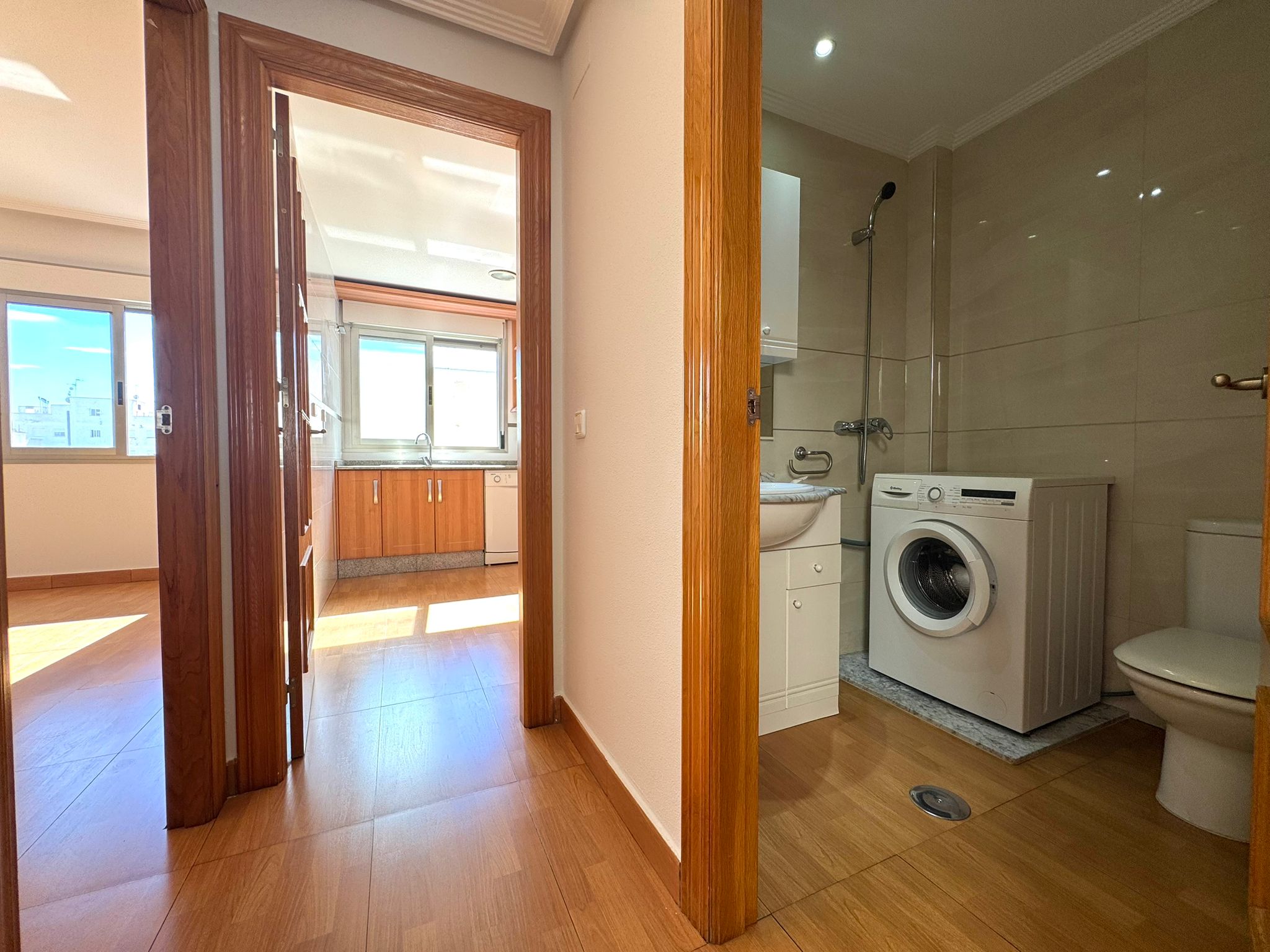 WhatsApp Image 2025-10-25 at 19.50.55 (3)