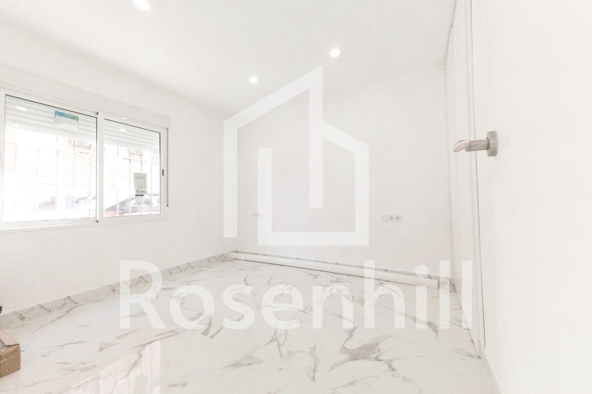 resale-apartment-torrevieja-playa-de-los-naufragos_379919_xl (1)