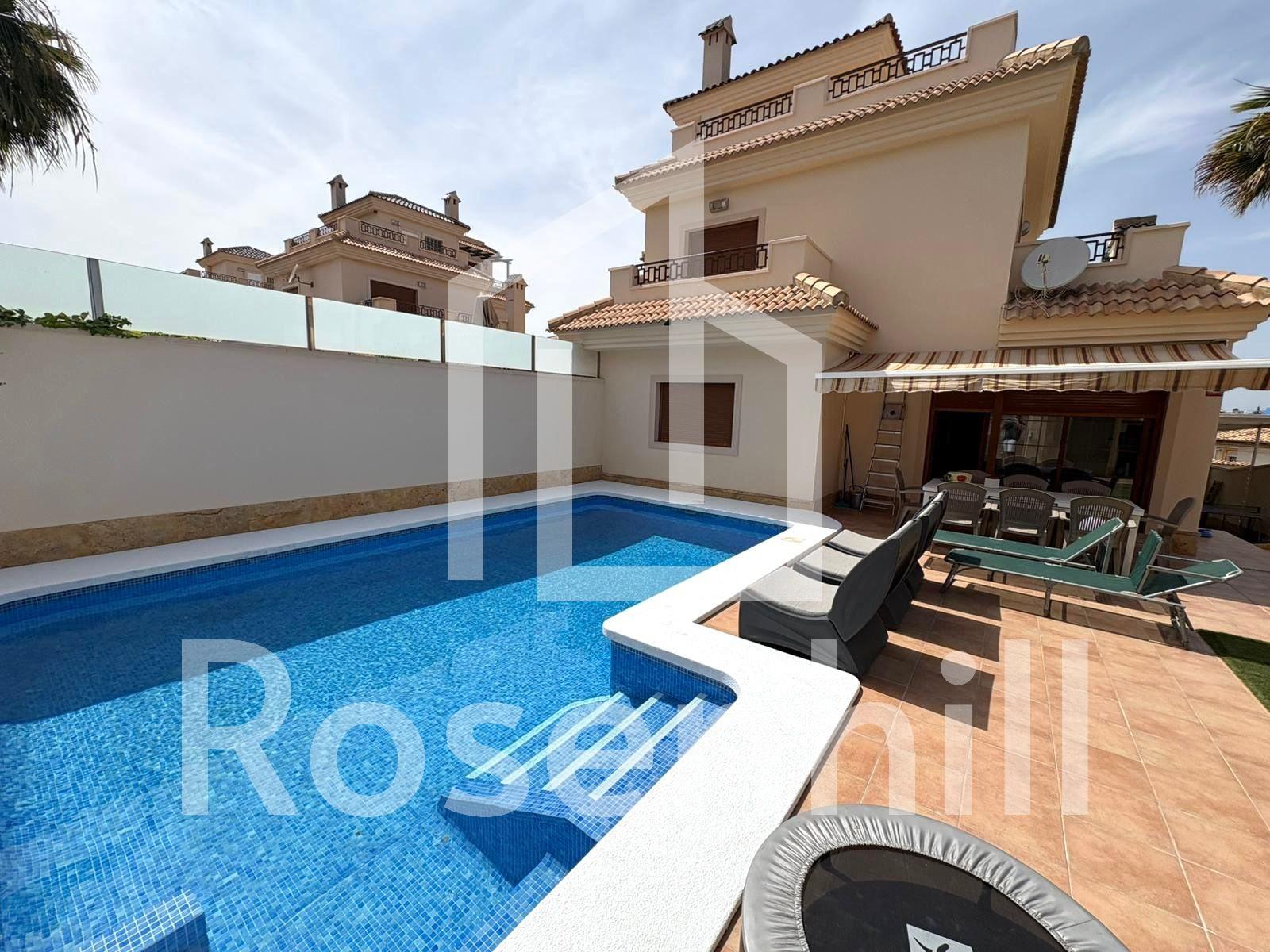 592604157_1968842097015771_6561996319877229581_n